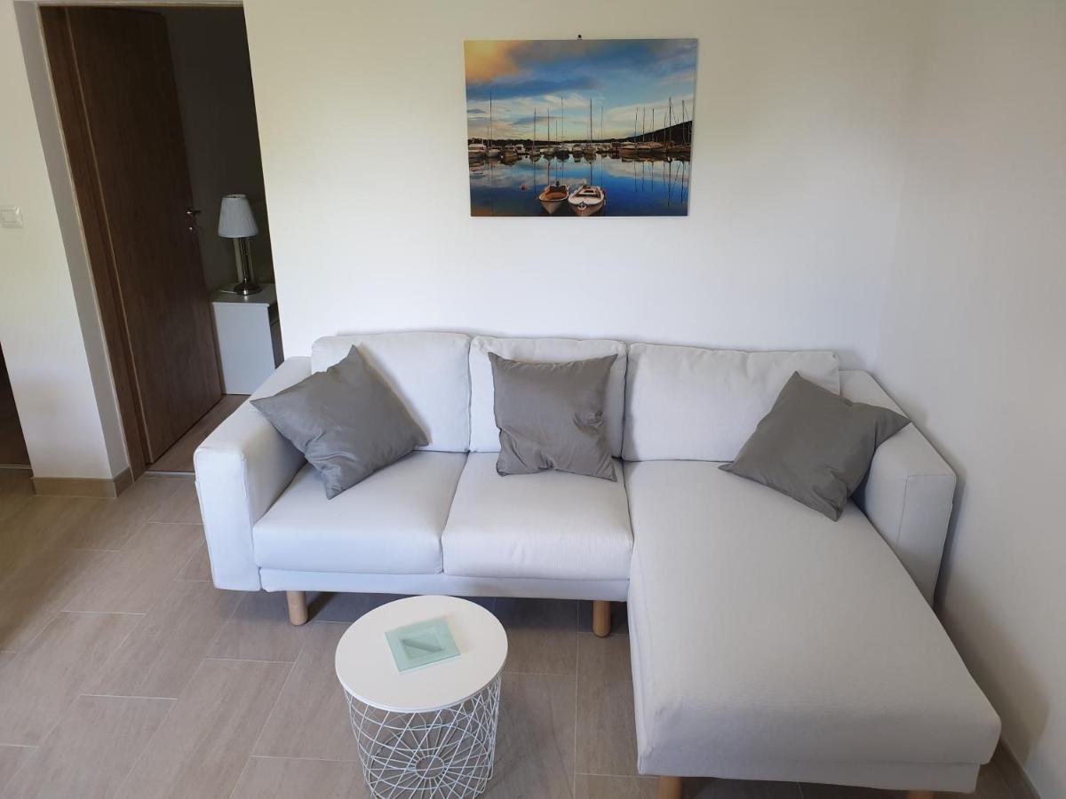Apartments Stella Apsyrtides Osor Εξωτερικό φωτογραφία
