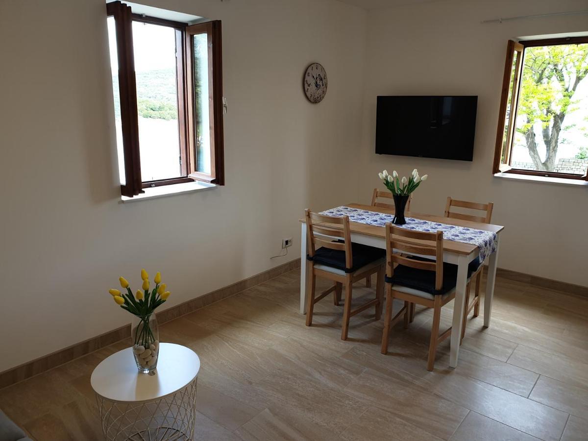Apartments Stella Apsyrtides Osor Εξωτερικό φωτογραφία